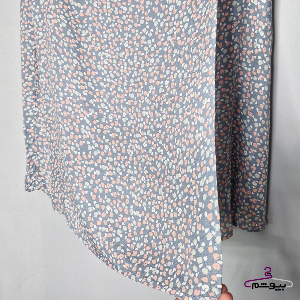 دامن مدل لُنگی زمینه طوسی جنس کرپ حریر